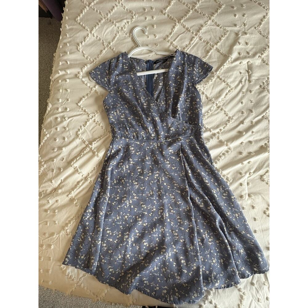 SHEIN Blue Floral Fit & Flare Midi Dress size Extra Small V-Neck Cottagecore